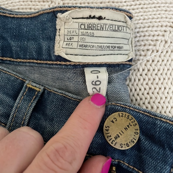 Current Elliot flared jeans 26 - Picture 3 of 6